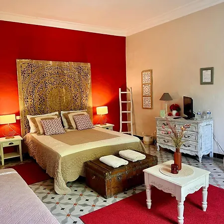 Lacanepiere Bed & Breakfast *